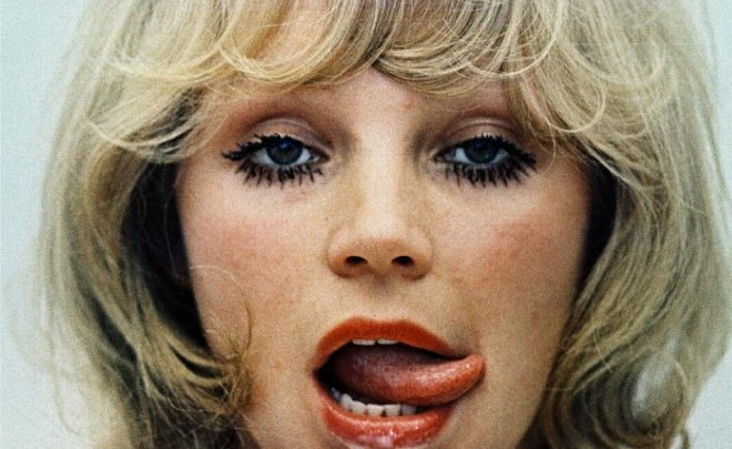 NATALIA LL  – Spektakl intymny