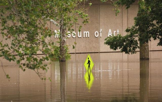 “Divert the canals to flood the museums!”