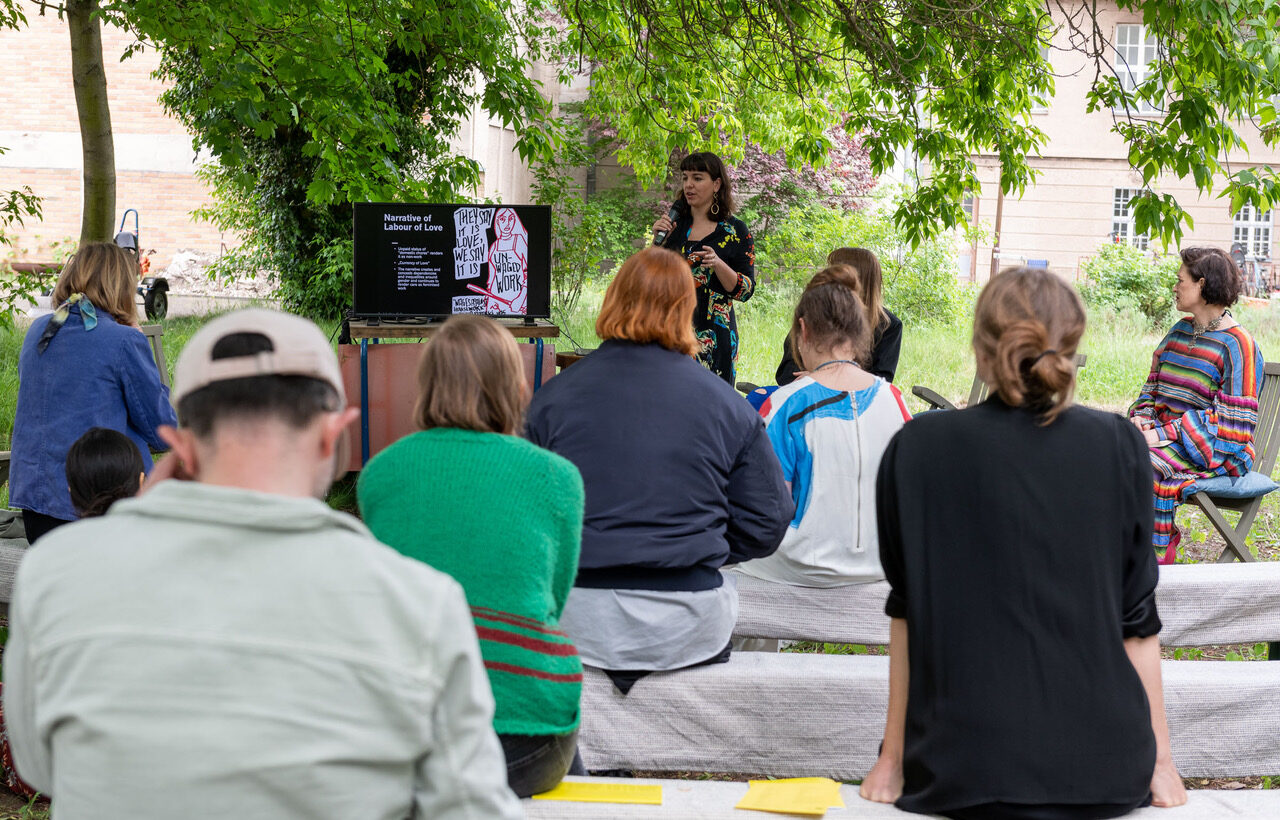 LECTURE | Sascia Bailer “Caring Infrastructures”